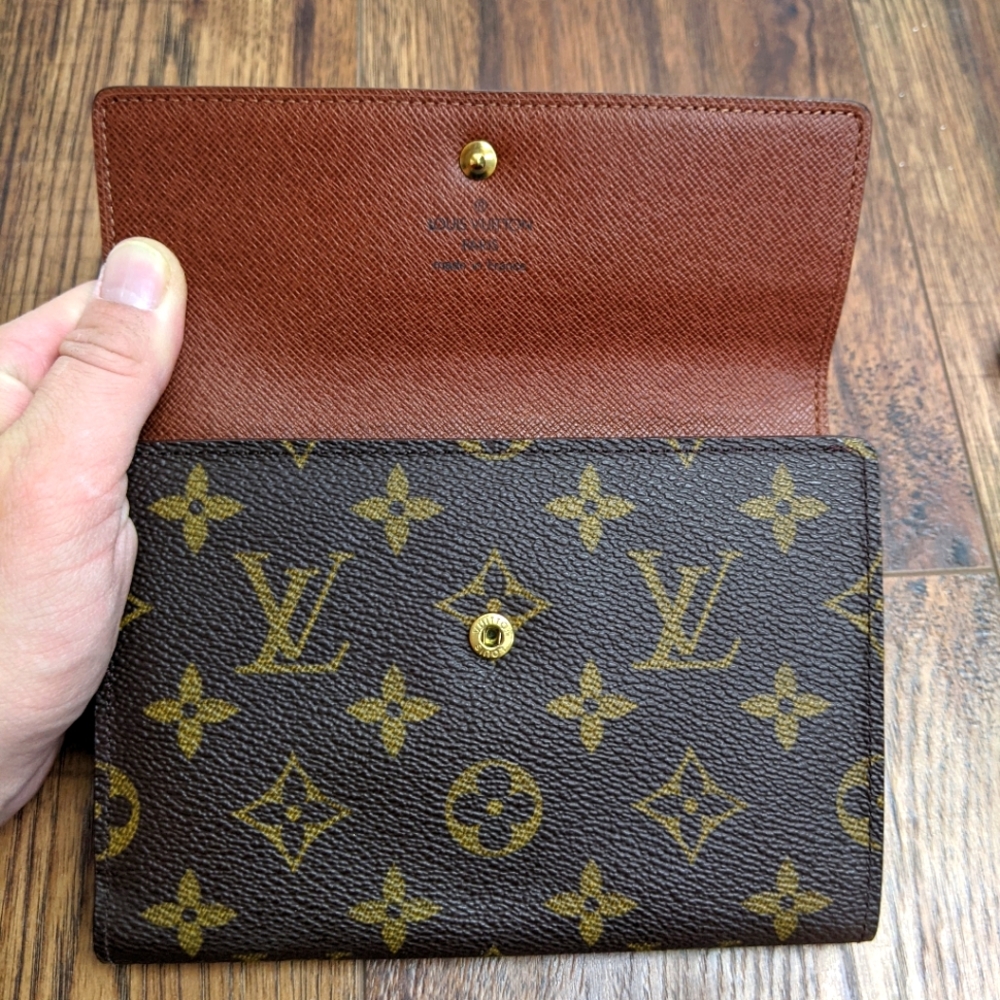 LV Tresor Porte Monogram Etui Papier Trifold - Picture 7 of 17